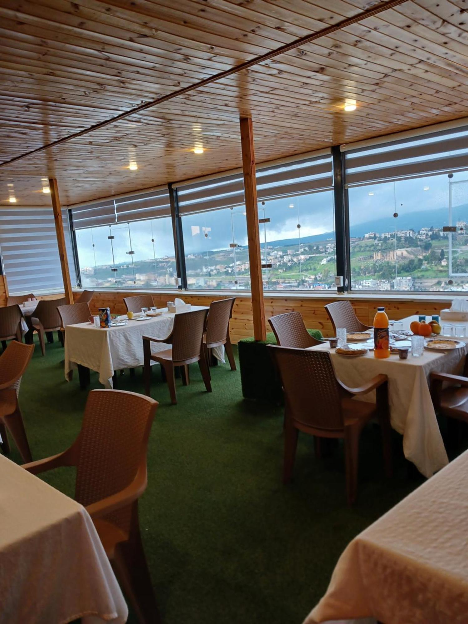 Dream House Hotel Dzseras Kültér fotó