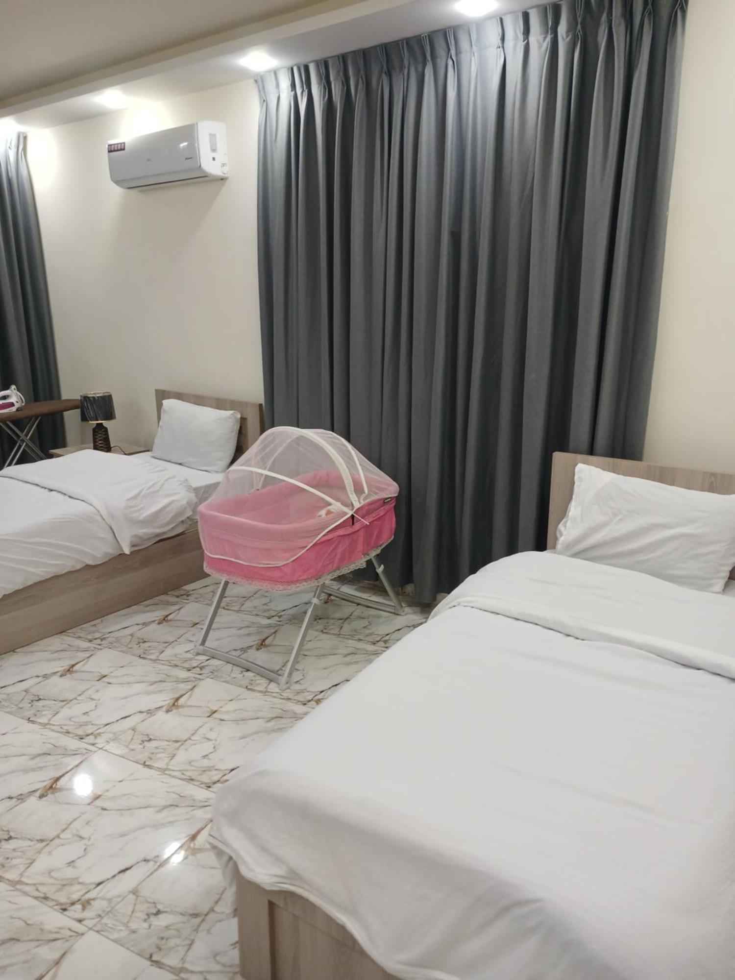 Dream House Hotel Dzseras Kültér fotó