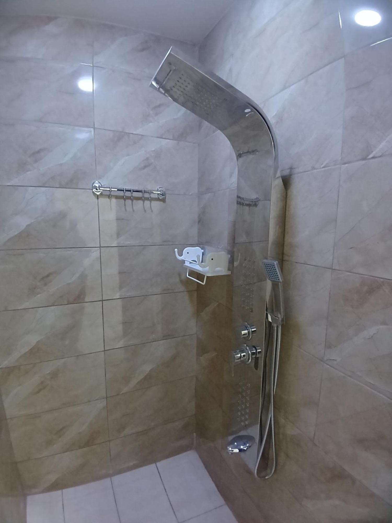 Dream House Hotel Dzseras Kültér fotó