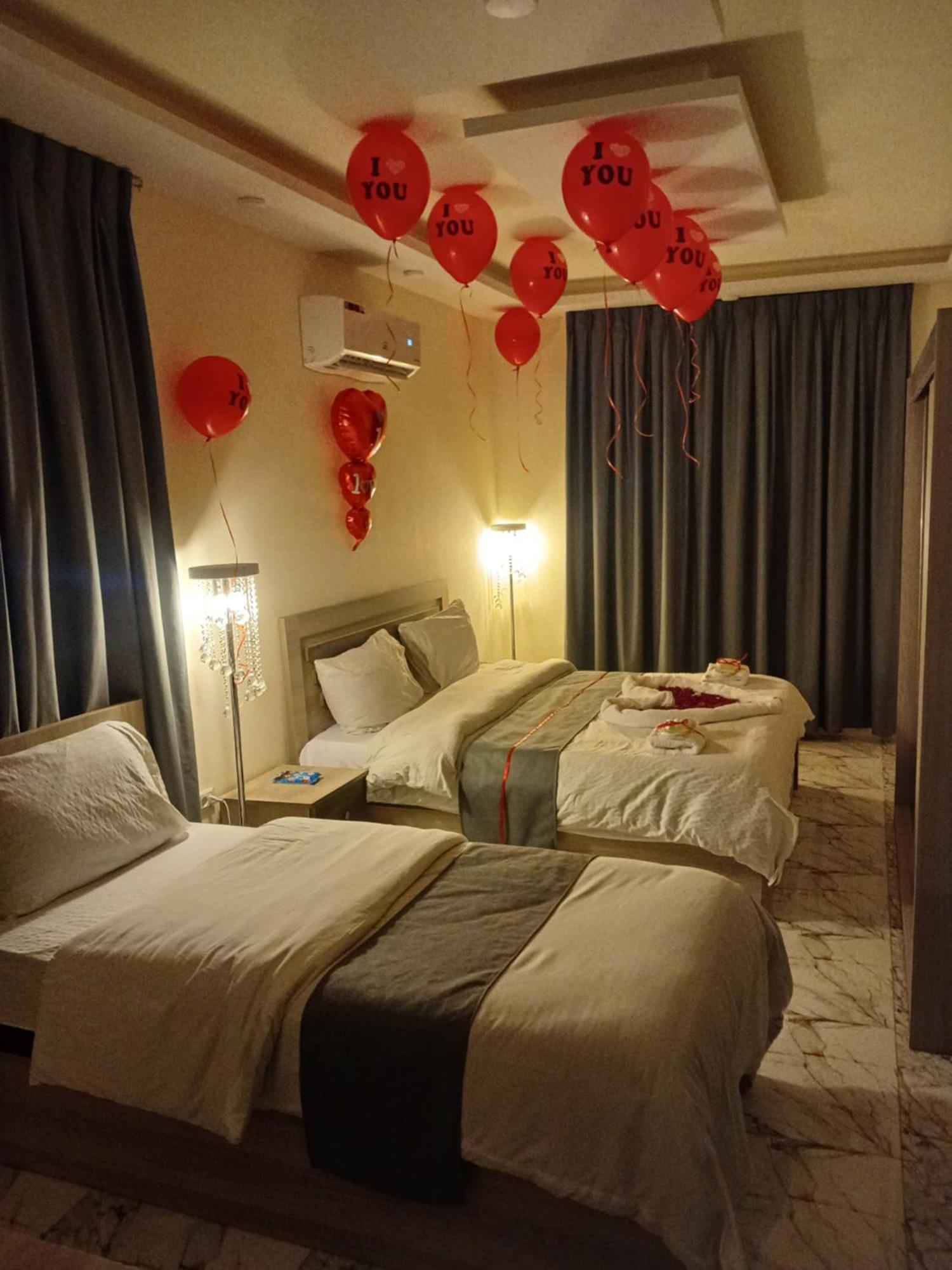 Dream House Hotel Dzseras Kültér fotó