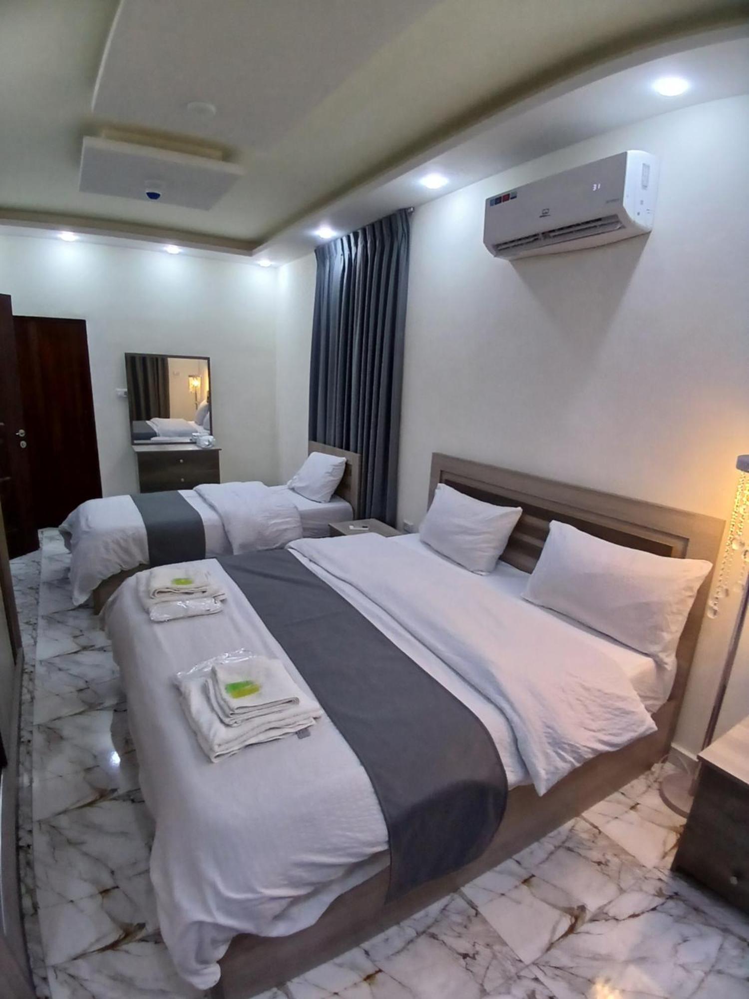 Dream House Hotel Dzseras Kültér fotó