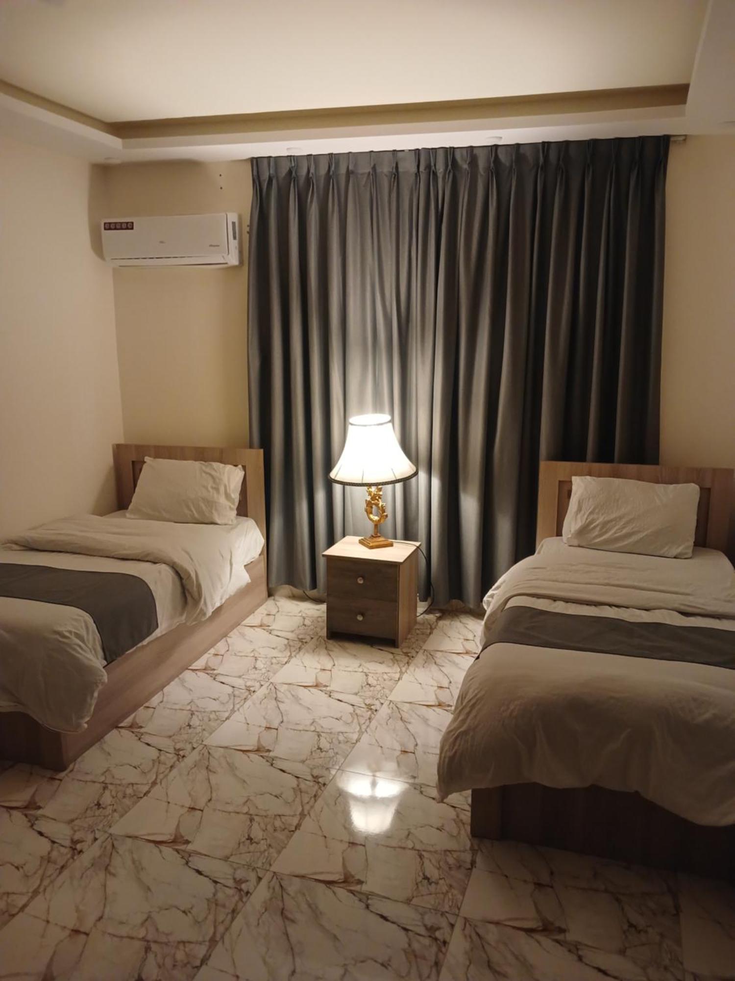Dream House Hotel Dzseras Kültér fotó